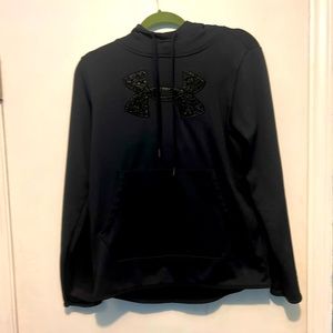 Black under armour women’s sweatshirt